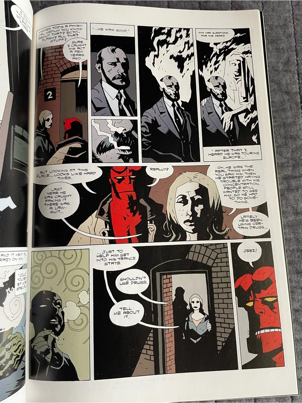Hellboy Right Hand of Doom Mike Mignola 2000 Dark Horse 1st Printing Graphic Nov